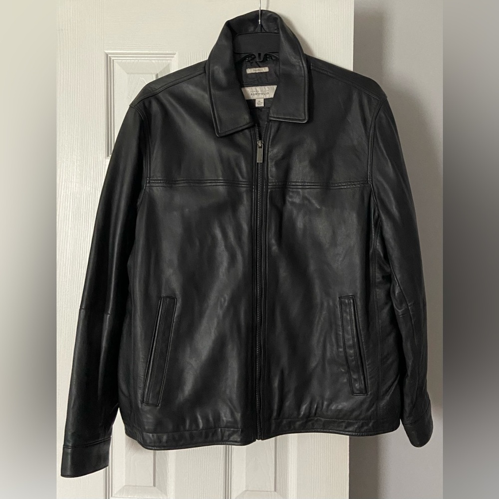 Perry Ellis Portfolio. men’s. leather jacket. lamb skin. black. size XL.